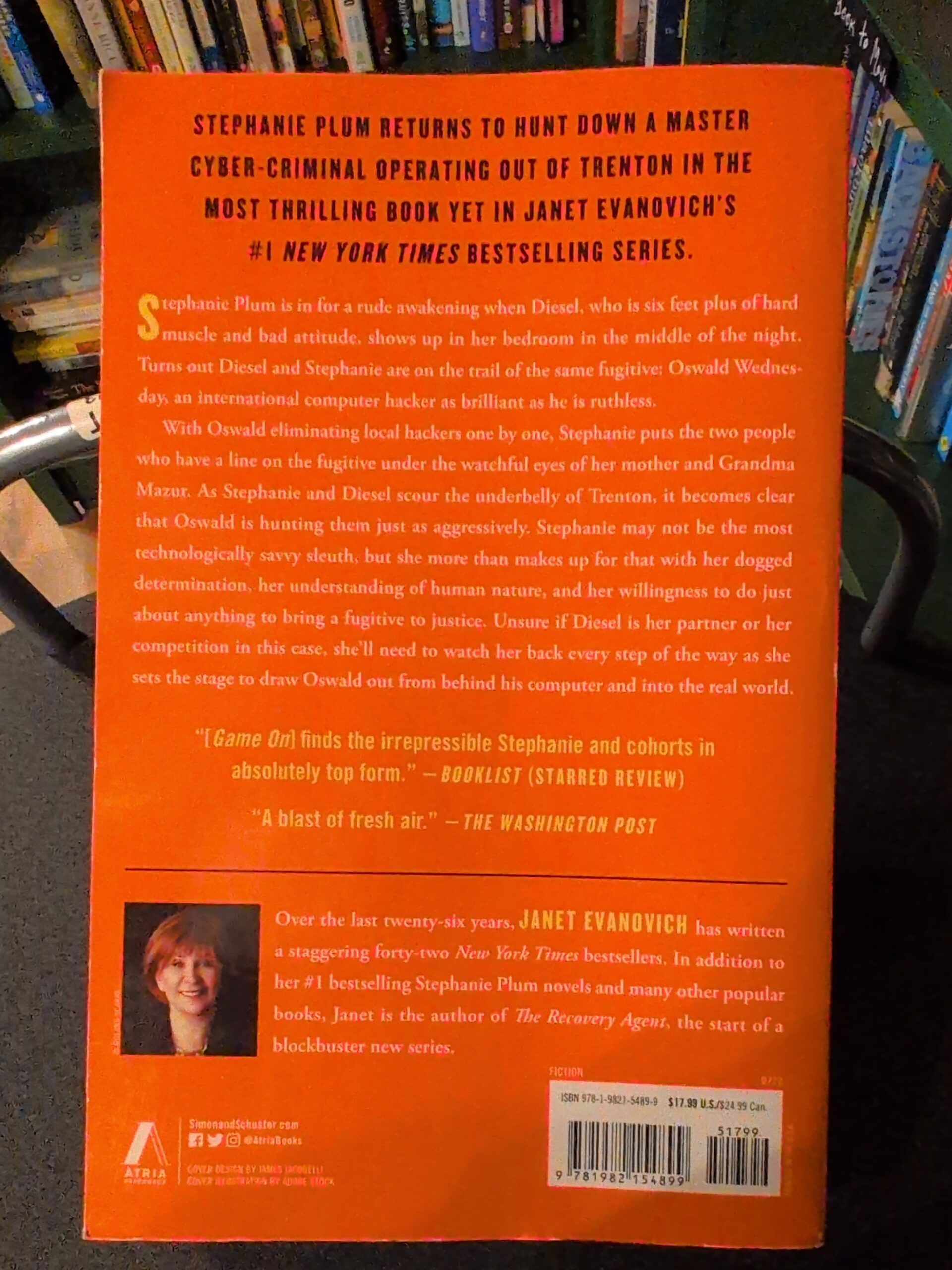 Used: Game On by Janet Evanovich – Rustling Pages